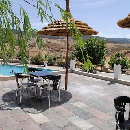 Hotel Tamanoucht Ifrane  Exterior foto