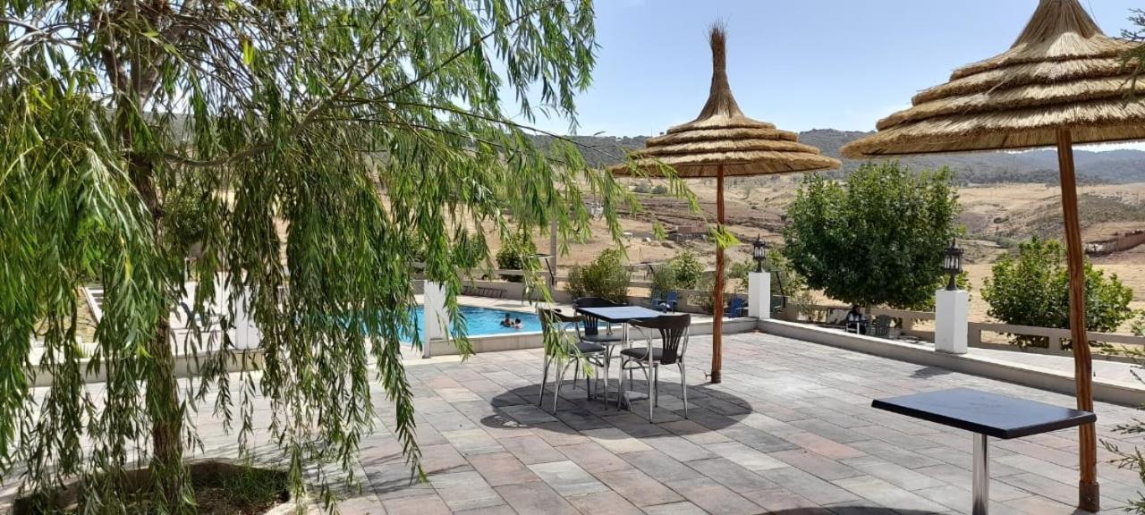 Hotel Tamanoucht Ifrane  Exterior foto