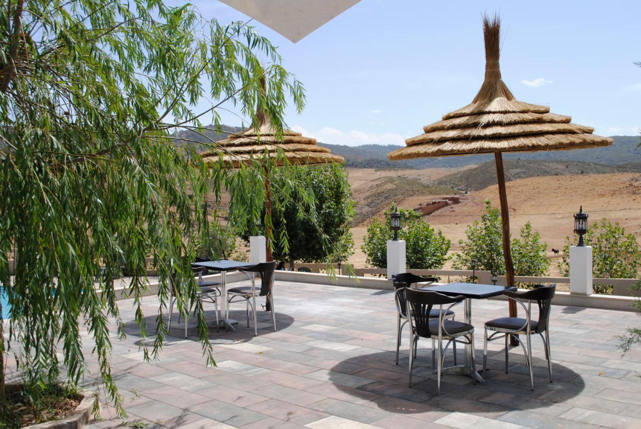 Hotel Tamanoucht Ifrane  Exterior foto