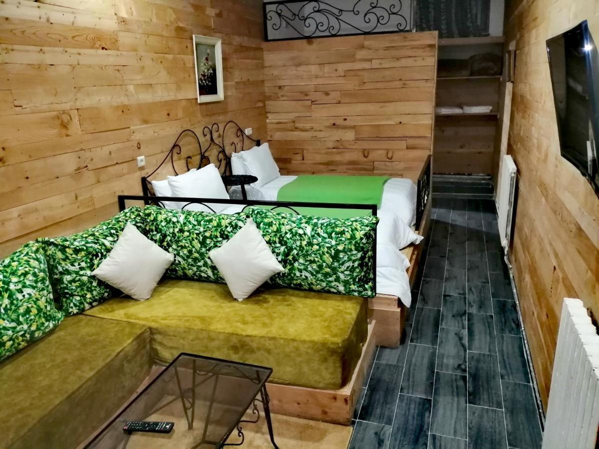 Hotel Tamanoucht Ifrane  Habitación foto