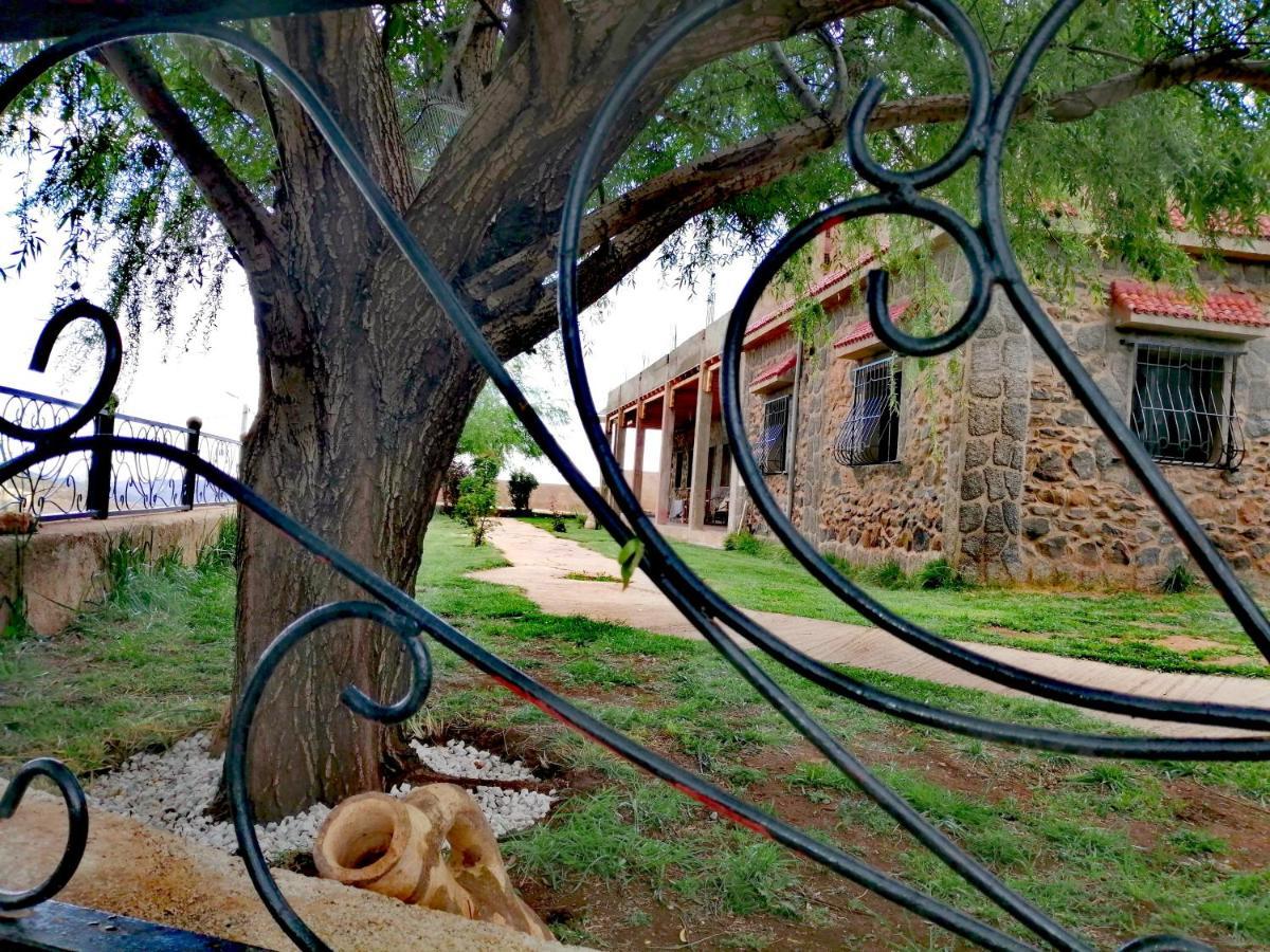Hotel Tamanoucht Ifrane  Exterior foto